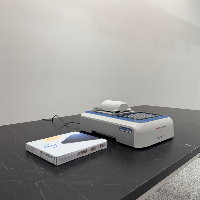 Thermo Scientific NanoDrop Eight Spectrophotometer image 0